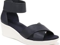 Naturalizer Women's Riviera Sandal Heeled